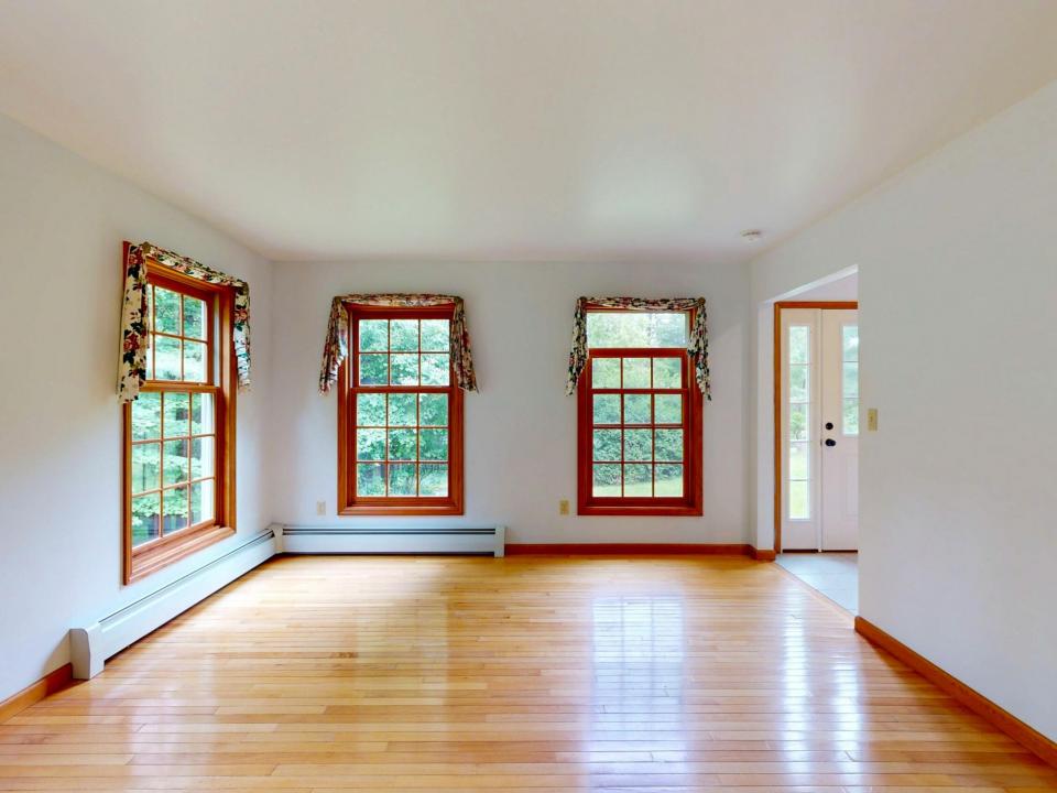295-Forest-Hill-Ave-06192025_075704-2 (C