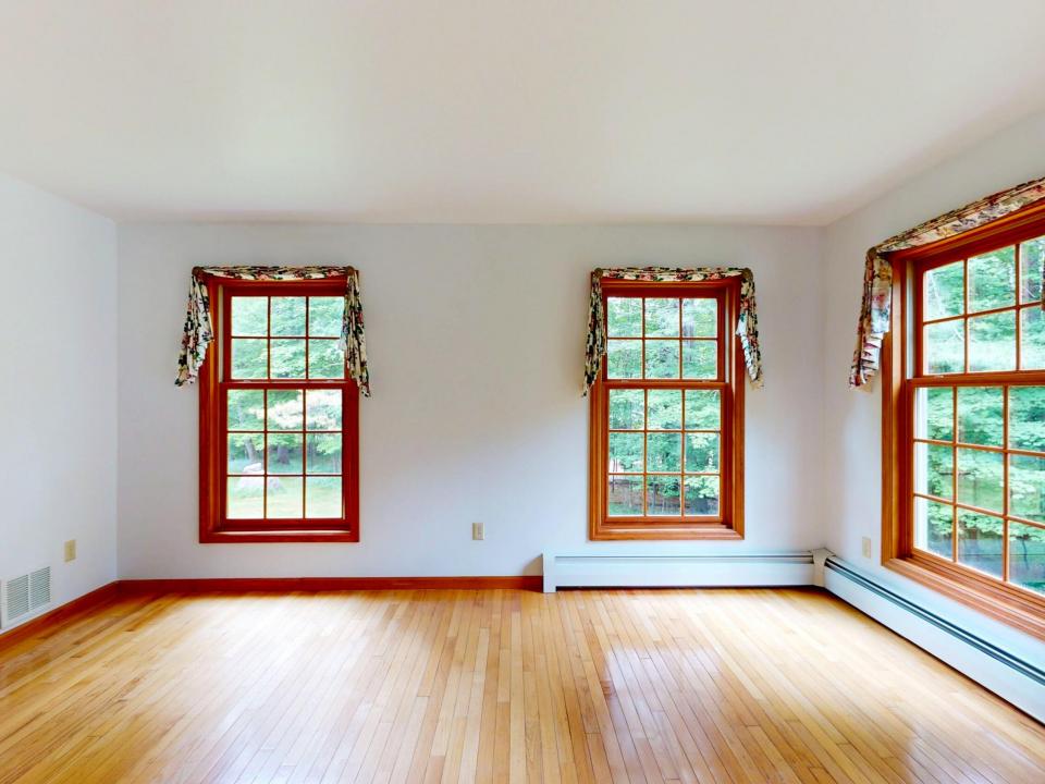 295-Forest-Hill-Ave-06192025_075720-2 (C