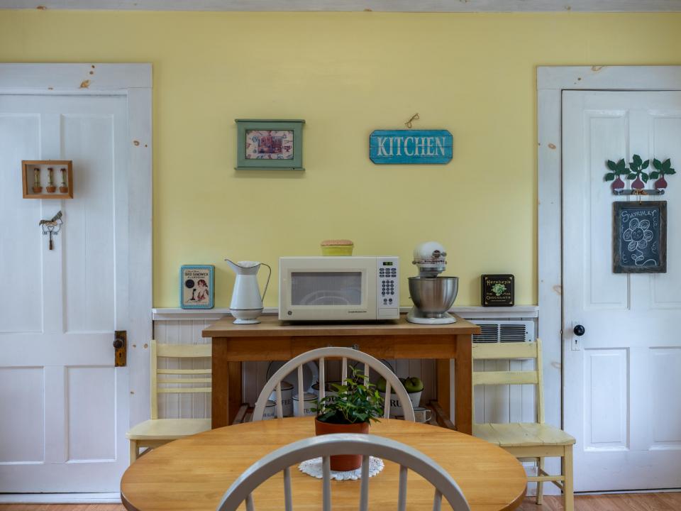 242 Hurley Ave LP-32