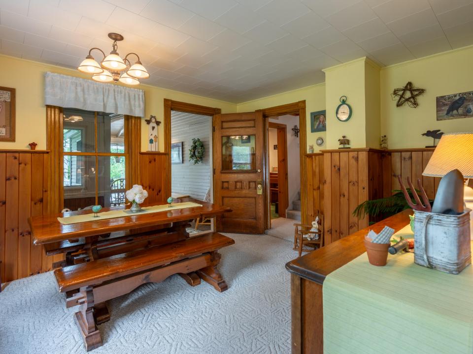 242 Hurley Ave LP-34