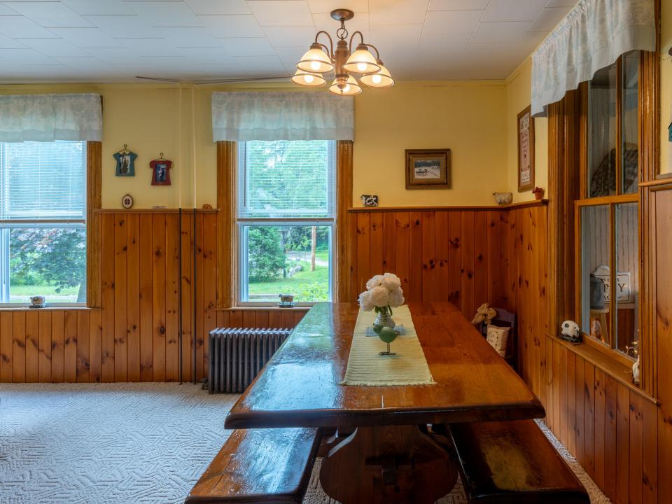 242 Hurley Ave LP-37