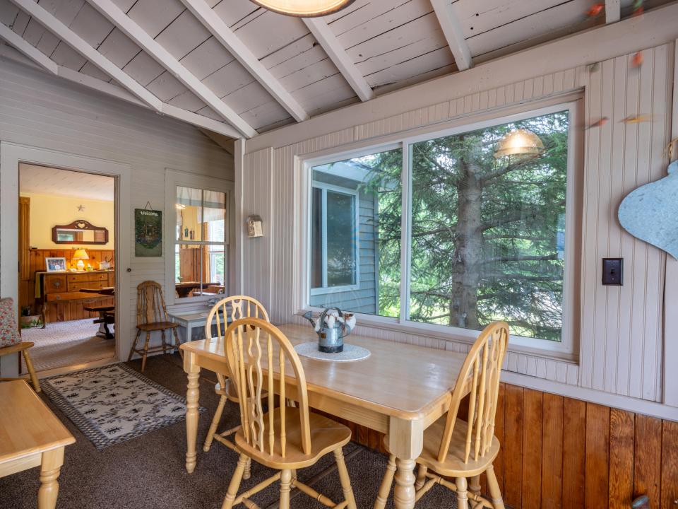 242 Hurley Ave LP-42