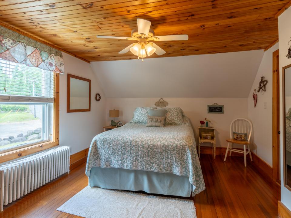 242 Hurley Ave LP-55