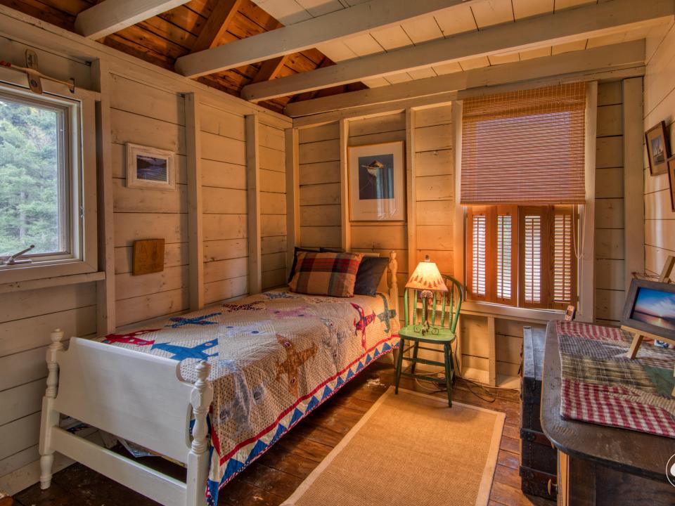 Bedroom #2