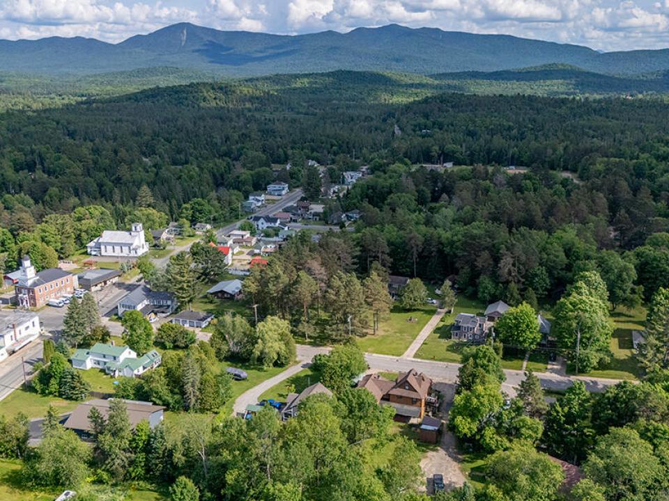 MultifamilyHomeInBloomingdale_A_Property