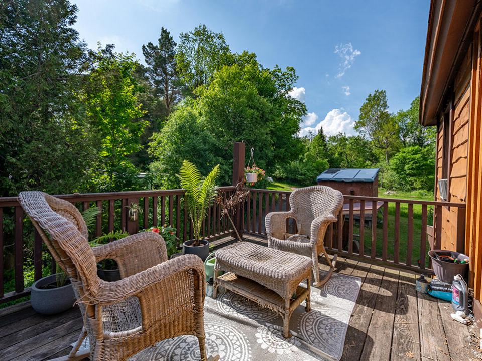 MultifamilyHomeInBloomingdale_3_Balcony