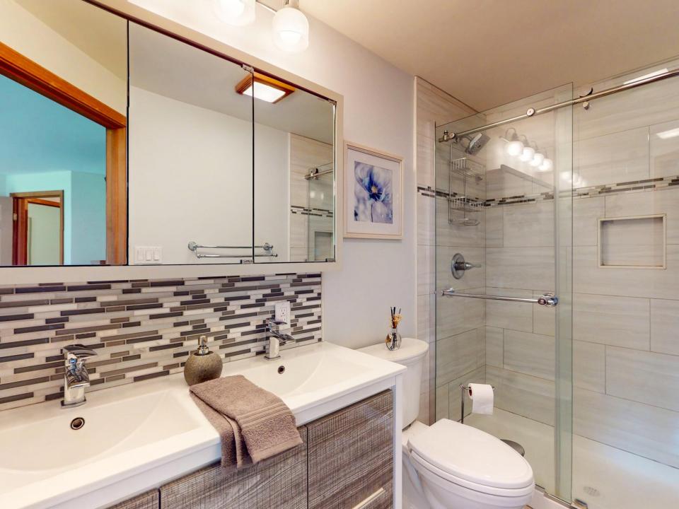 Primary Ensuite Bathroom