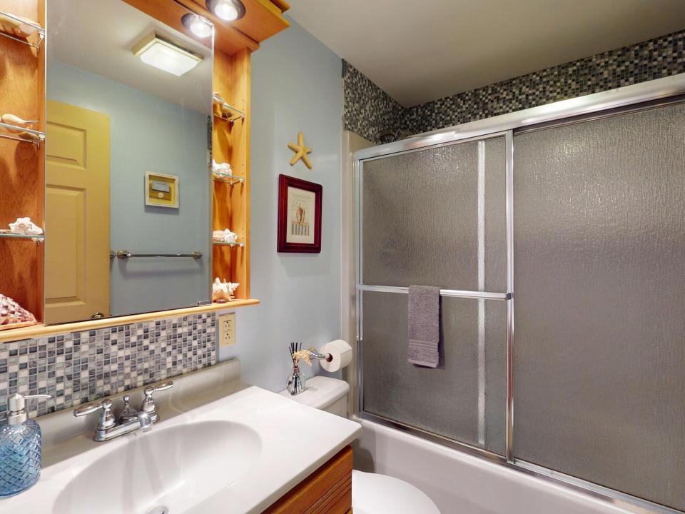 Bathroom 2