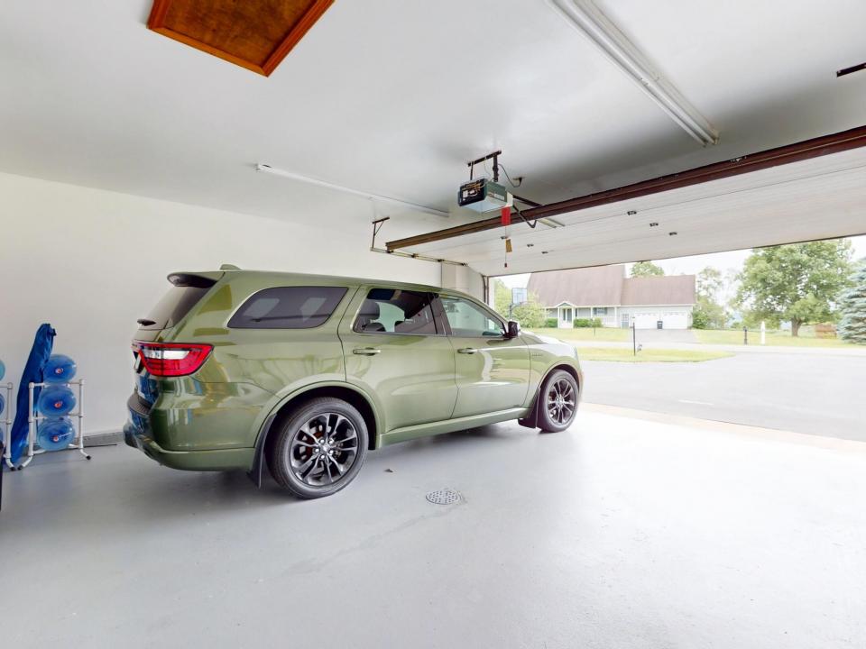 Garage 1