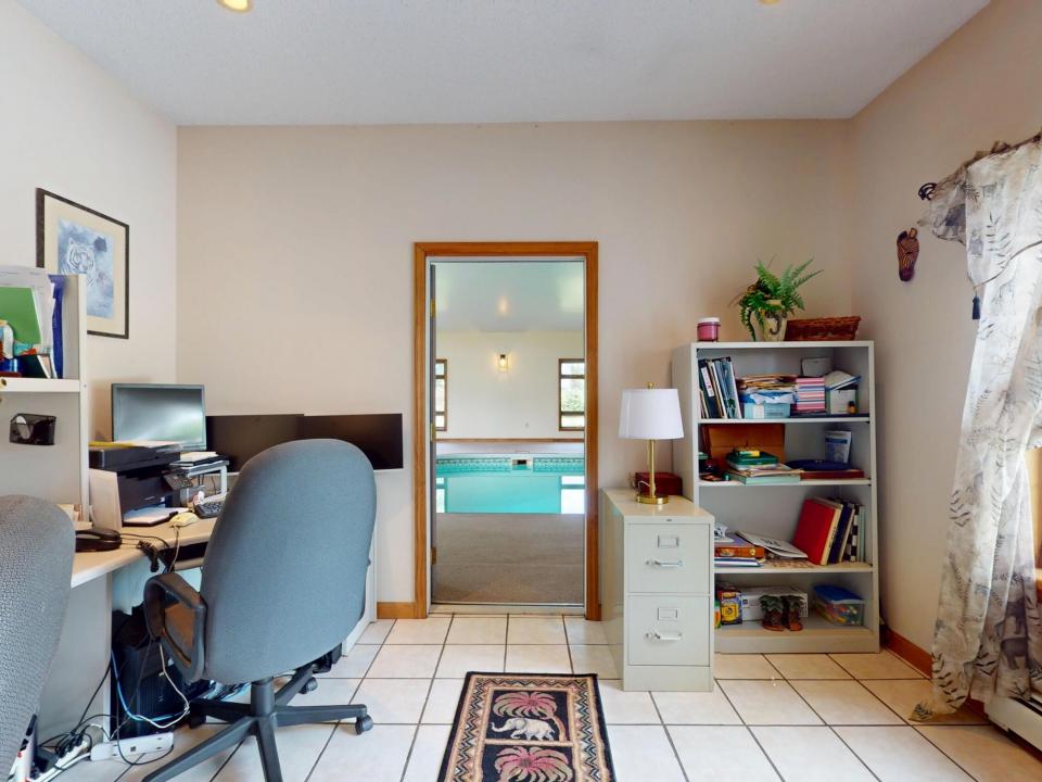 Office Main Floor