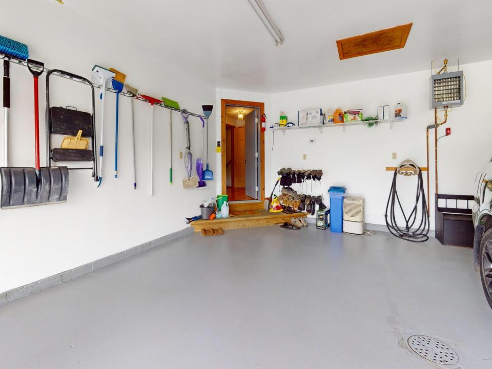 Garage 1