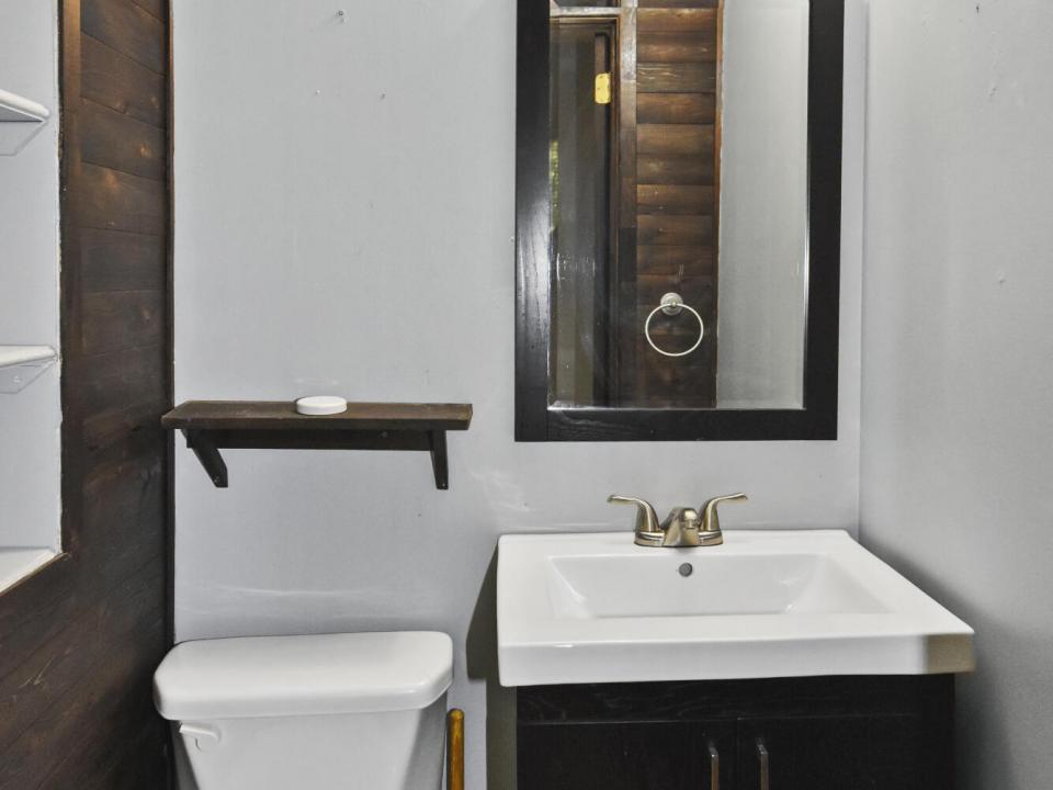1/2 Bath Main Level