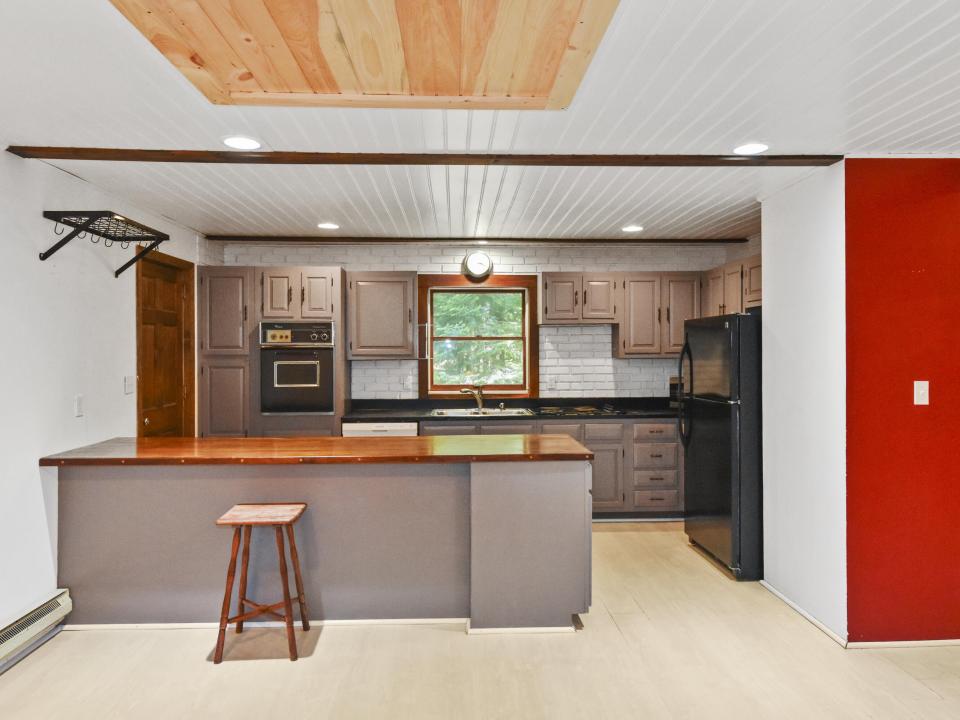 Open kitchen and dining area