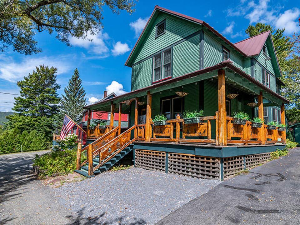 GreenHeron_Exterior_Front_Right