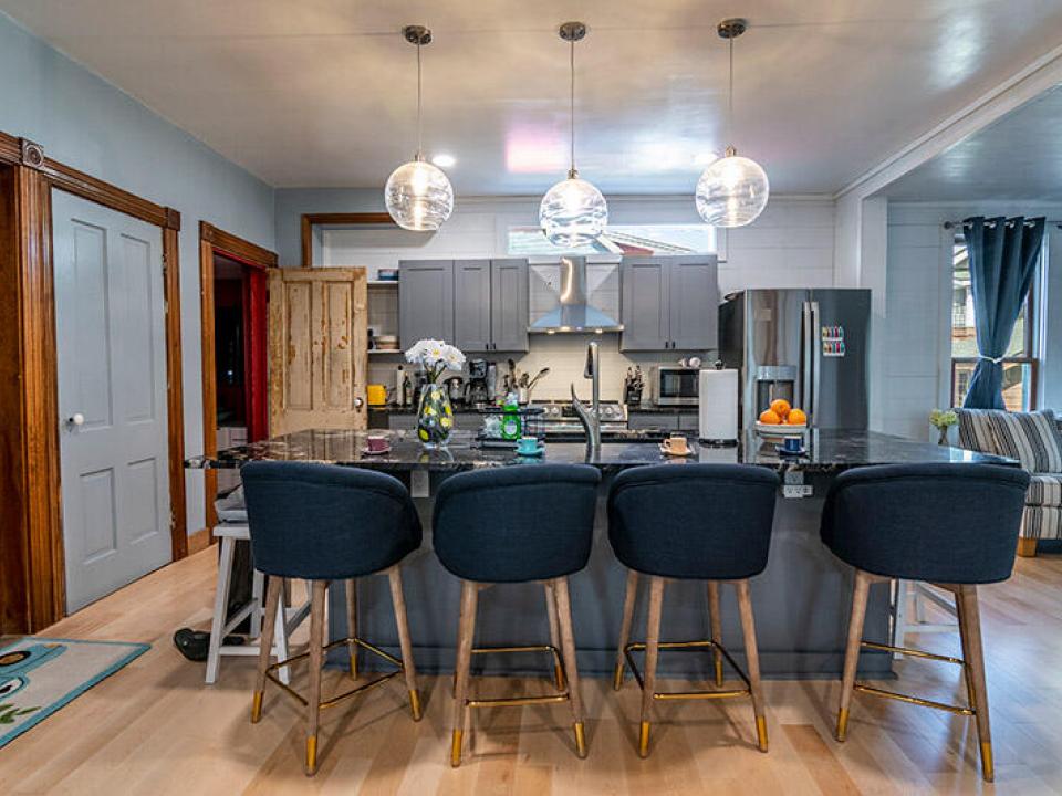 GreenHeron_Kitchen_From_DiningRoom