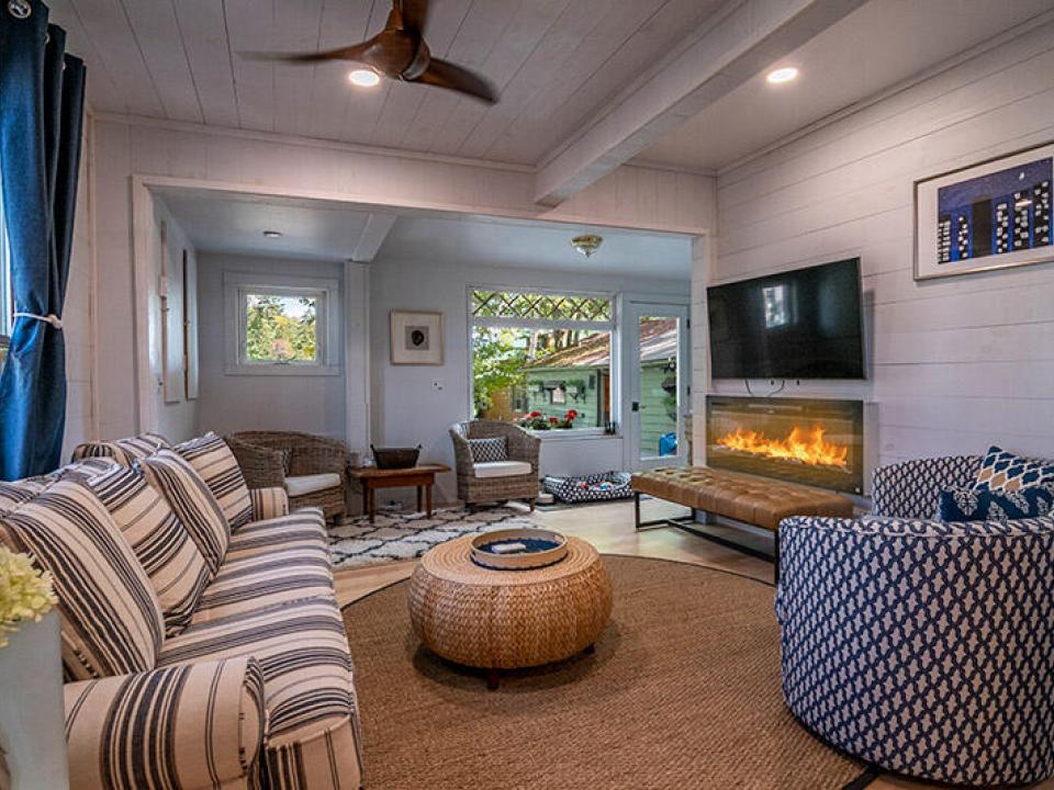 GreenHeron_LivingRoom