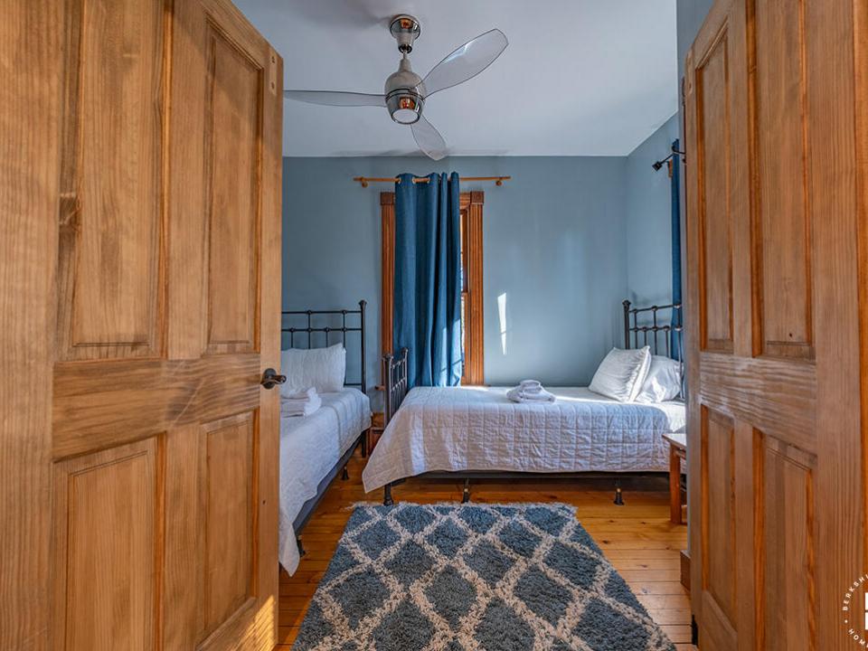 BeaverChalet_Fall25_Bedroom_Blue_From_DR