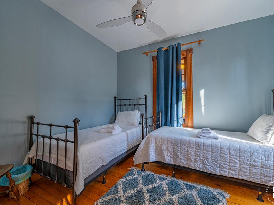 BeaverChalet_Fall25_Bedroom_Blue