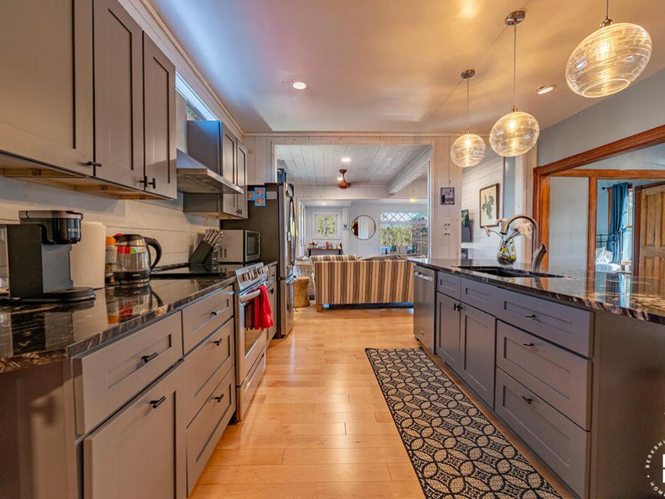 BeaverChalet_Fall25_Kitchen