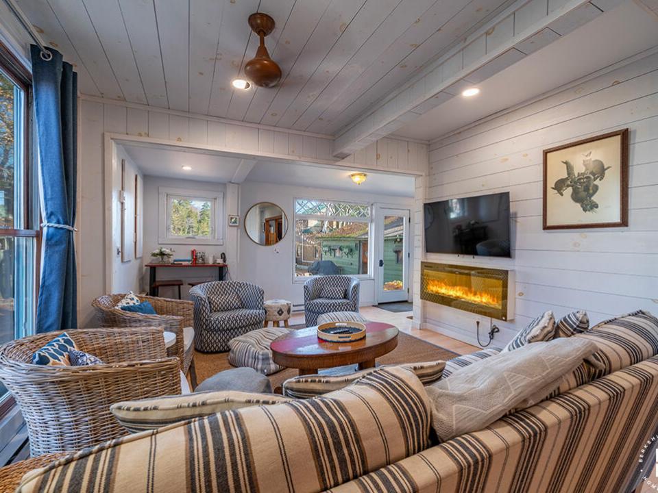 BeaverChalet_Fall25_LR_L