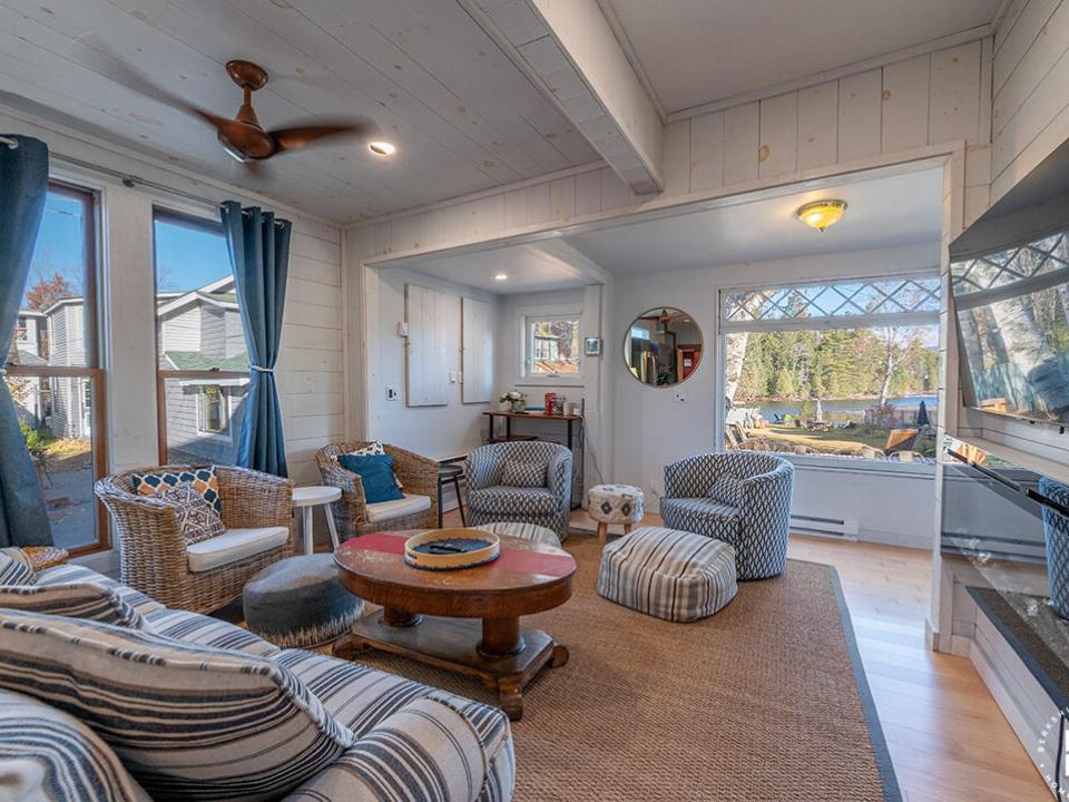 BeaverChalet_Fall25_LR_R