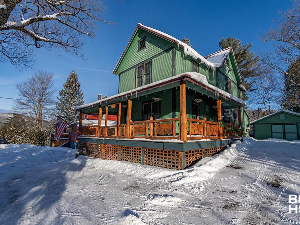 BeaverChalet_Winter_Exterior_R