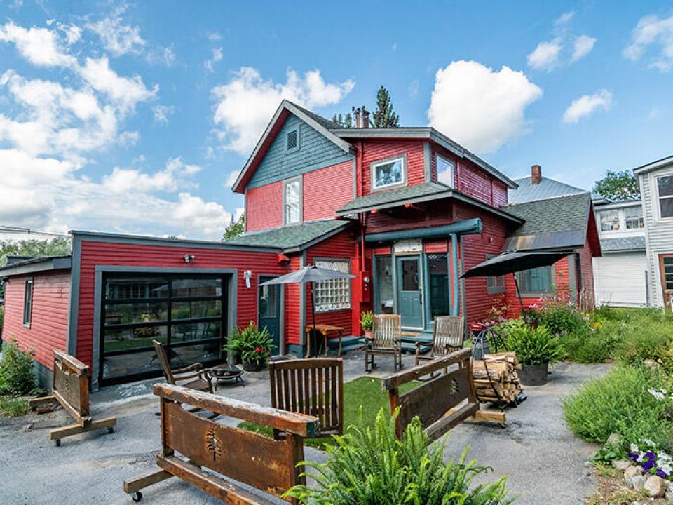 RedHeron_Exterior_Back_Patio