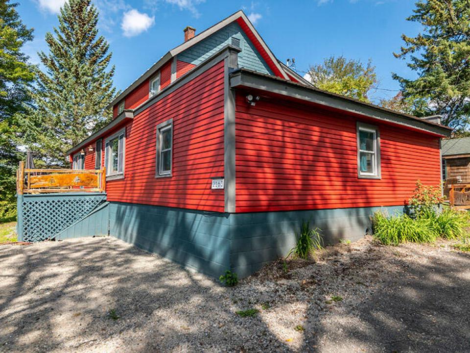 RedHeron_Exterior_Front