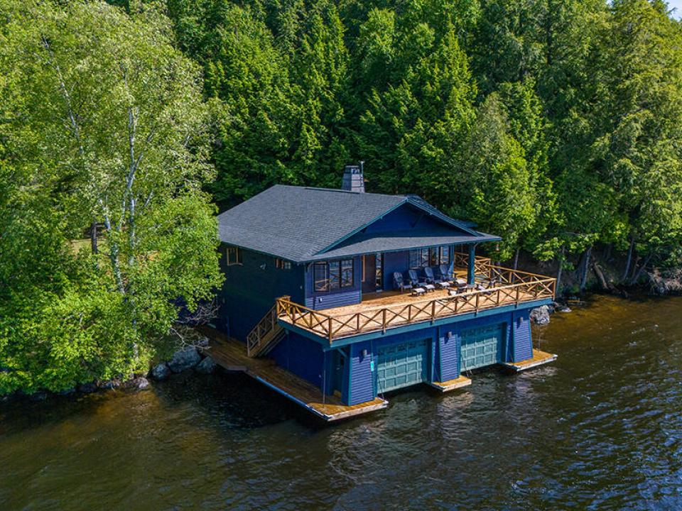 AdkCompoundOnUpperSaranac_A_MainHouse_LS