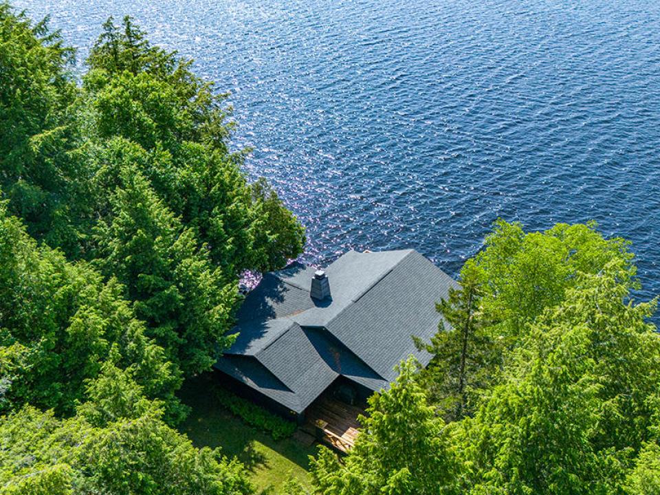 AdkCompoundOnUpperSaranac_A_MainHouse_RS