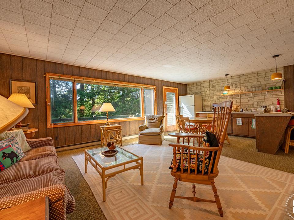 AdkCompoundOnUpperSaranac_Garage_LR_DR_K