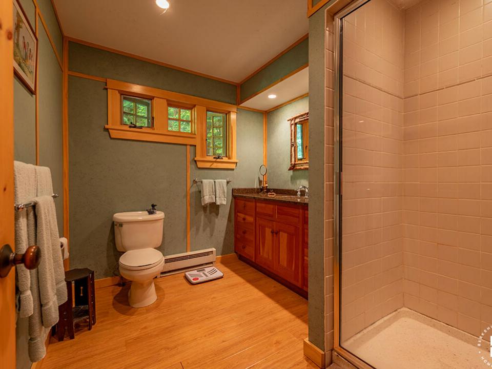 AdkCompoundOnUpperSaranac_MH_Bathroom1