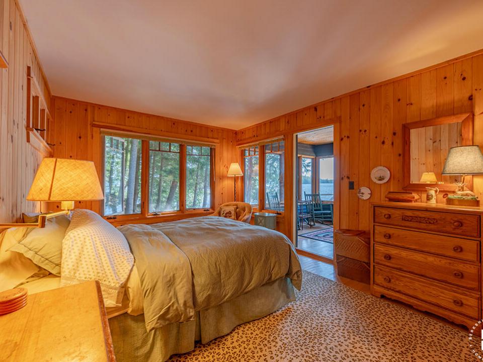 AdkCompoundOnUpperSaranac_MH_Bedroom1