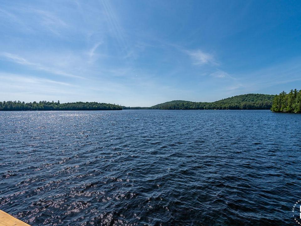 AdkCompoundOnUpperSaranac_MH_Deck_LS_Vie