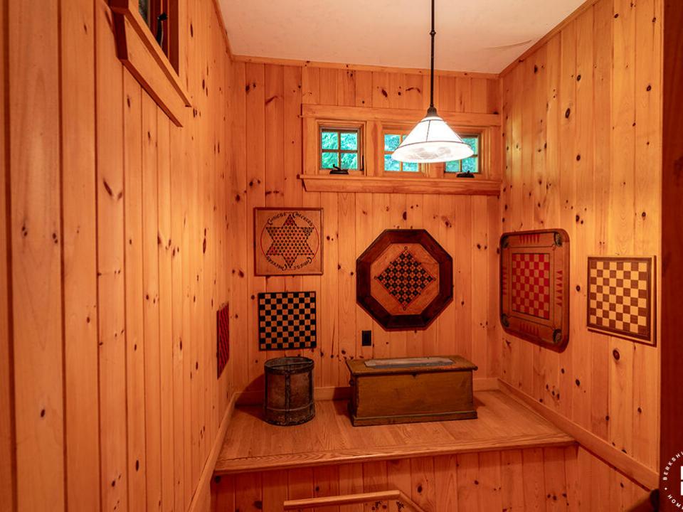 AdkCompoundOnUpperSaranac_MH_Stairway_To