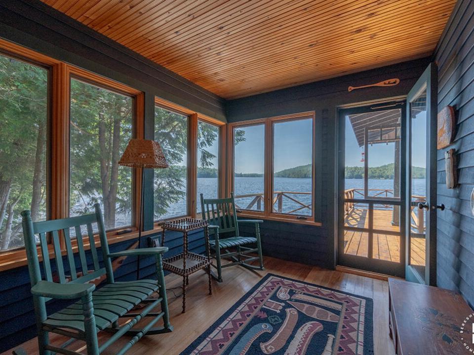 AdkCompoundOnUpperSaranac_MH_Sunporch