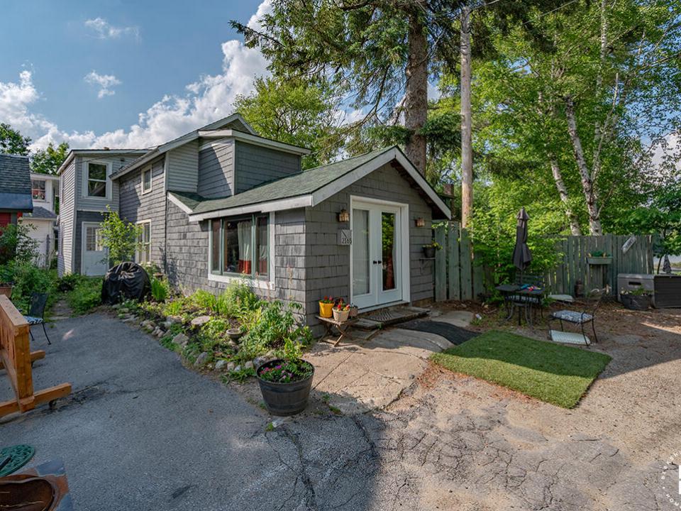 CottageOnSaranacAve_Exterior_L