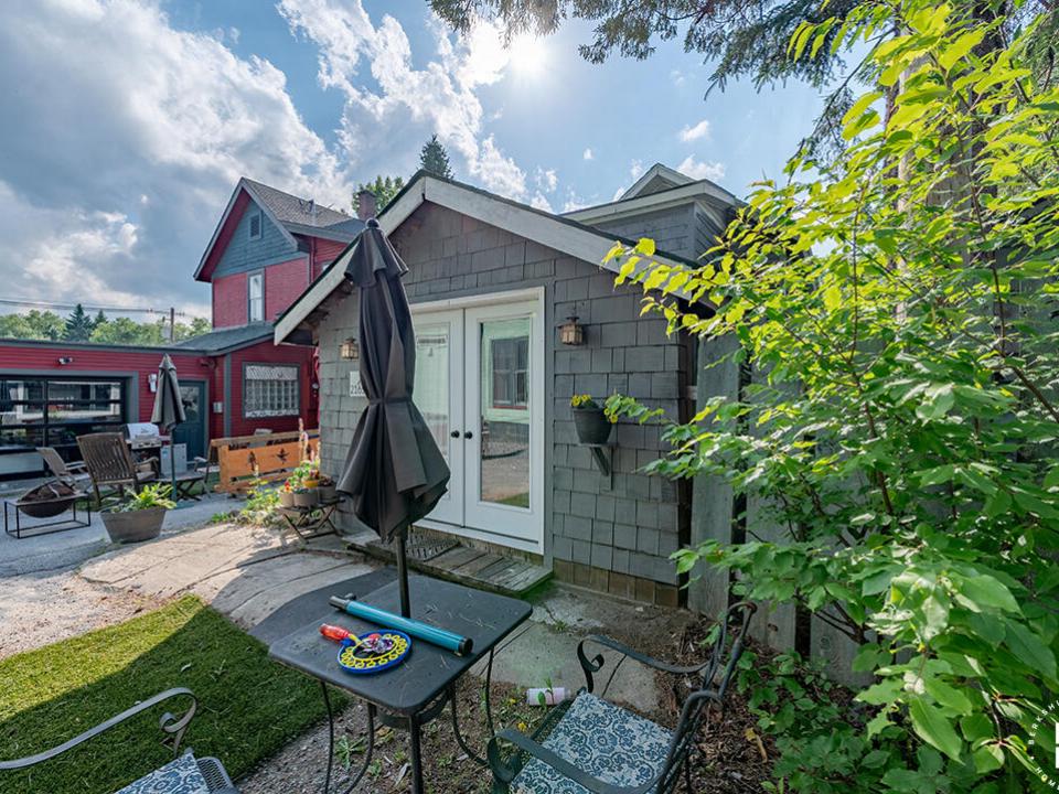 CottageOnSaranacAve_Exterior_R