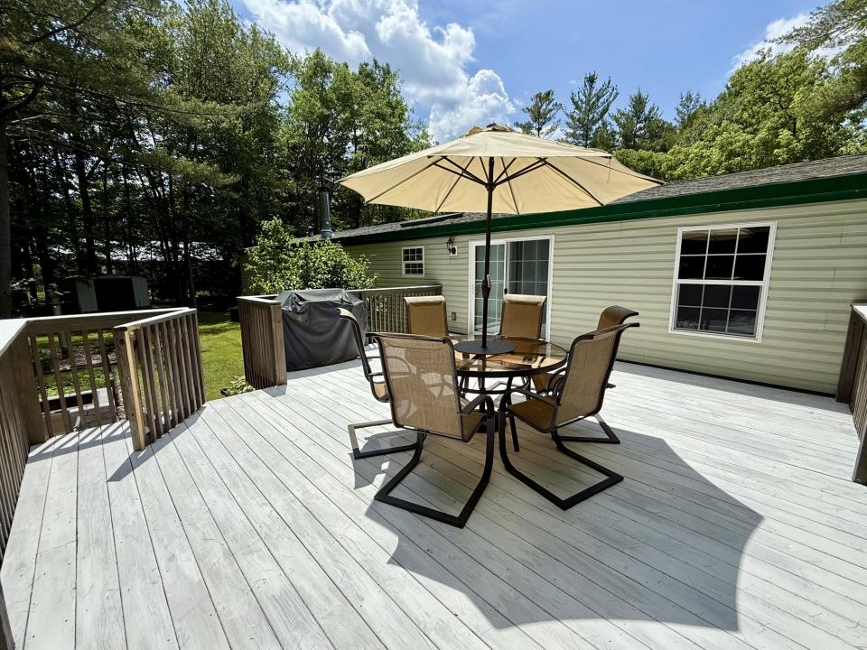 Deck