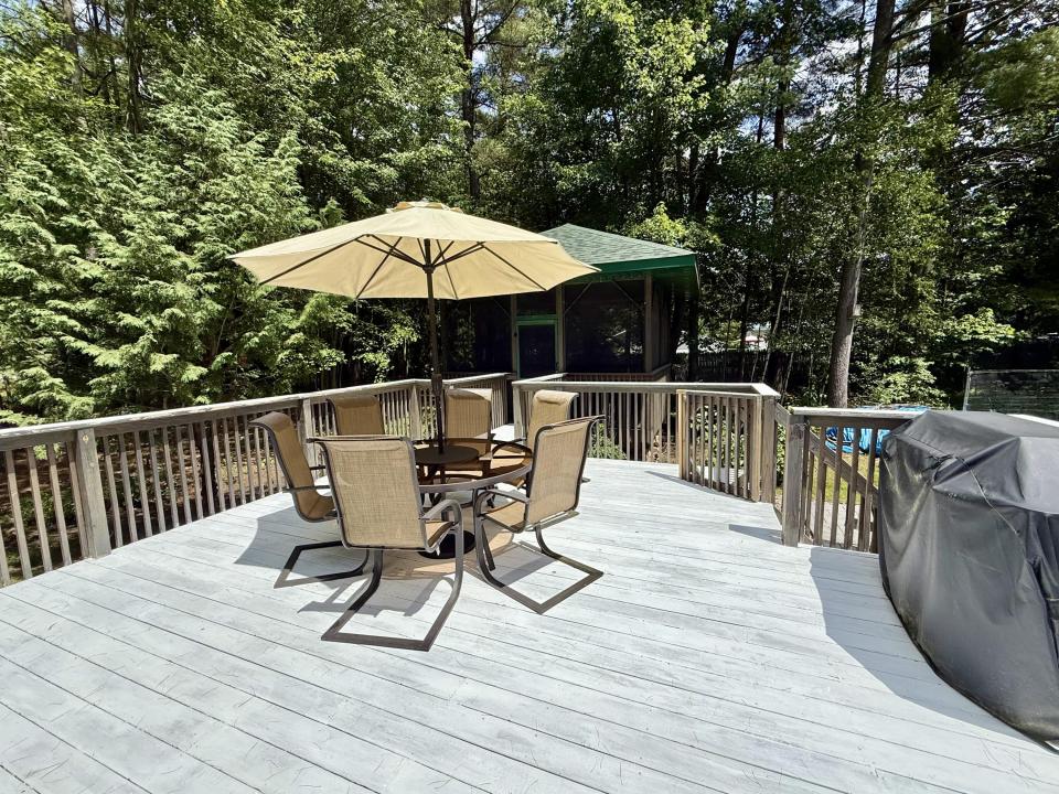 Deck