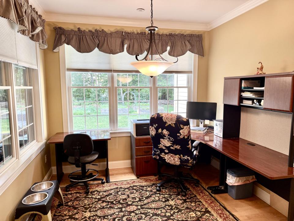 Breakfast Nook / Office