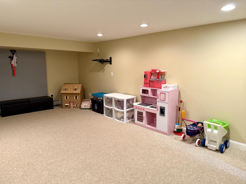 Den / Playroom