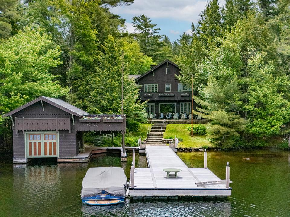 AdirondackHomeOnVictorHerbert AdirondackHomeOnVictorHerbert