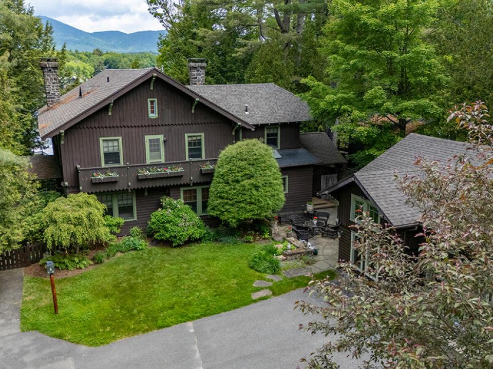 AdirondackHomeOnVictorHerbert_A_Exterior