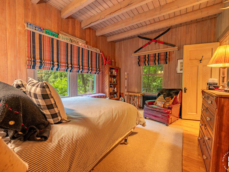 AdirondackHomeOnVictorHerbert_Bedroom1_F