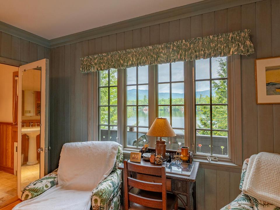 AdirondackHomeOnVictorHerbert_Bedroom2_V