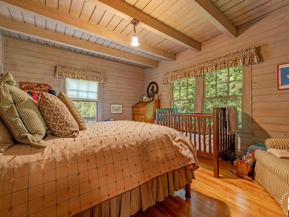 AdirondackHomeOnVictorHerbert_Bedroom4_F
