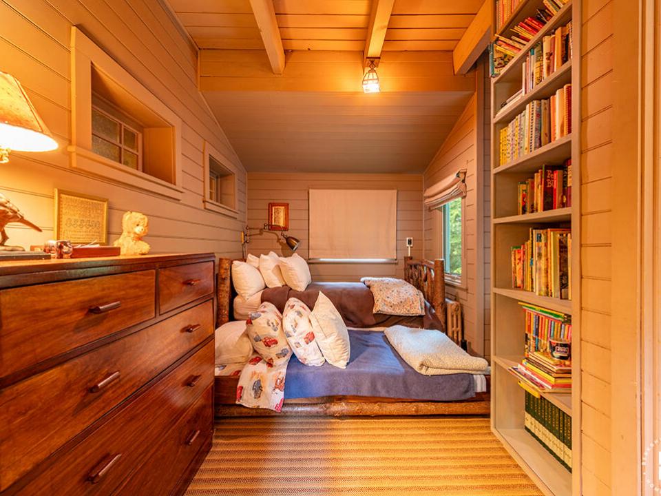 AdirondackHomeOnVictorHerbert_Bedroom6