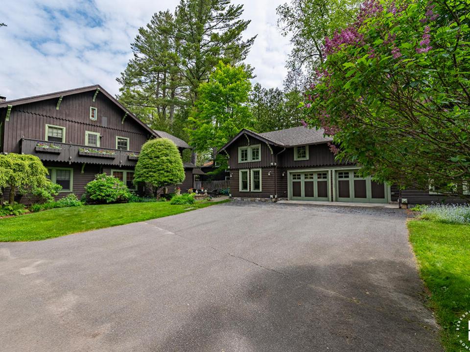 AdirondackHomeOnVictorHerbert_Exterior