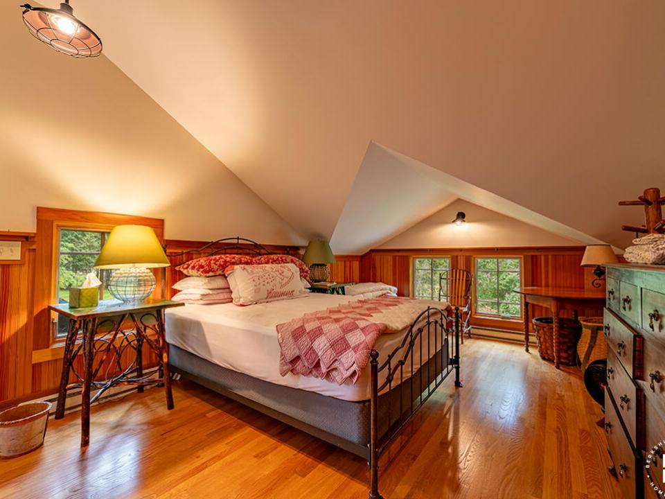 AdirondackHomeOnVictorHerbert_GC_Bedroom